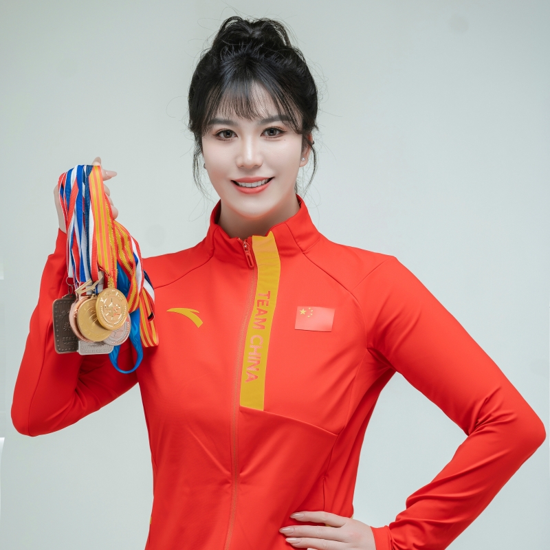 换季干痒？揭秘！游泳冠军李媛的肌肤“锁水修护术”